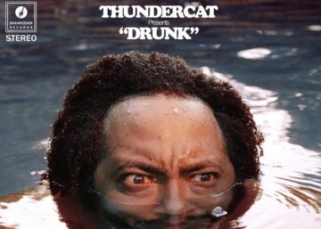 【Funny】Thundercat「Drunk」のアルバムカバー制作秘話が面白い